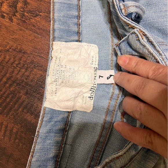 DOLLHOUSE distressed denim women’s sexy cut off shorts in size 7 GUC Y2K fashion - Picture 6 of 8